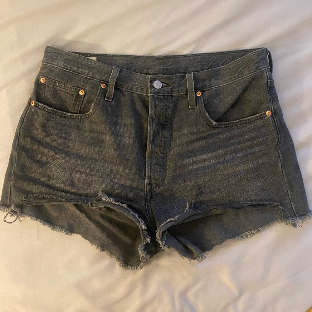 Levi’s 501 denim shorts washed black